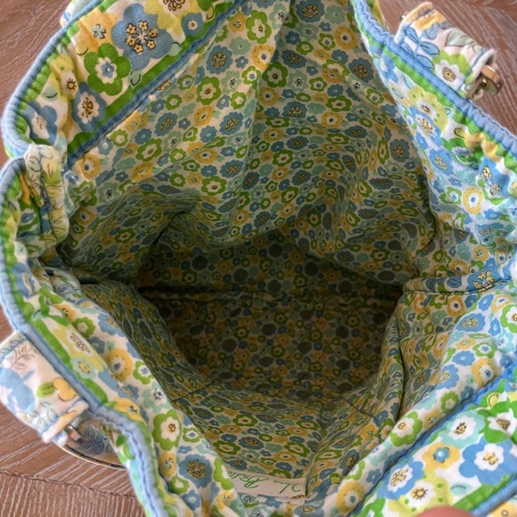 Vera Bradley Tote Bag Retired English Meadow Pattern - Picture 7 of 10